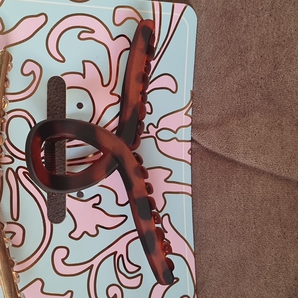 3for$15- CLAW CLIPS - Picture 7 of 7